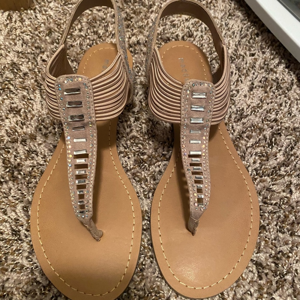 Madden girl sandals Sz 9